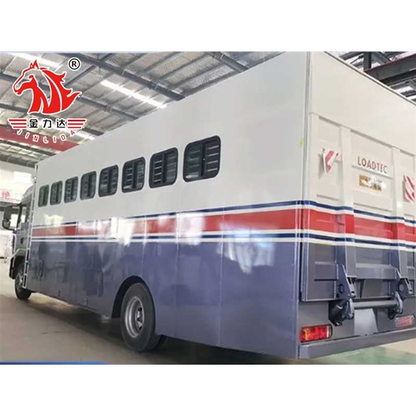 西藏自行式运马车